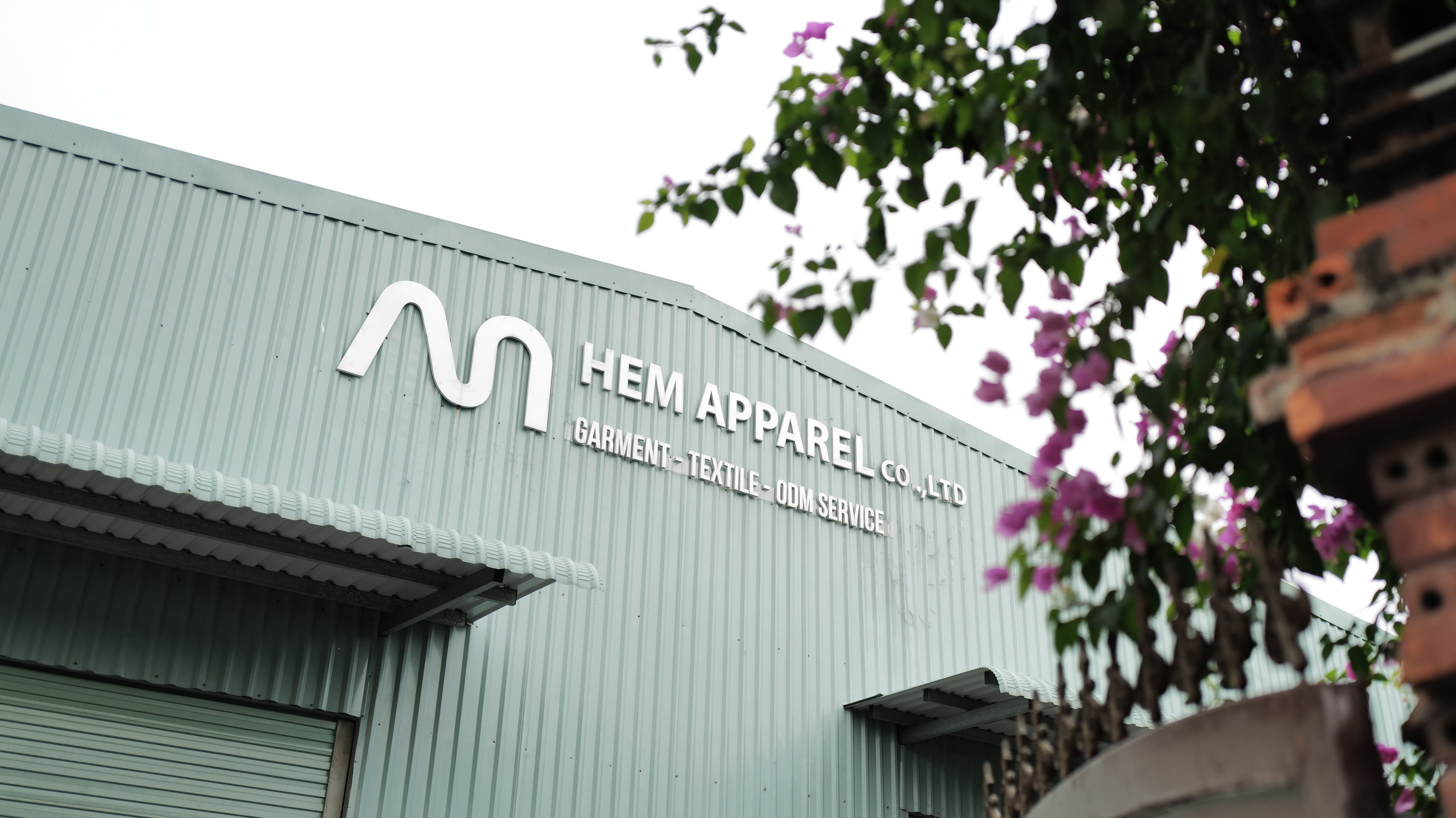 Why US Local Brands Are Turning to Vietnam for Premium Blankwear?